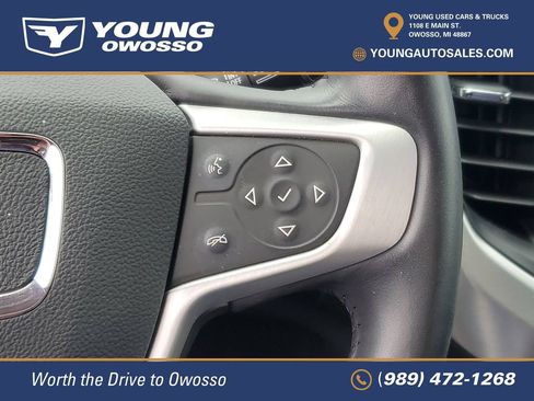 Used 2020 GMC Acadia SLE w/ Driver Convenience Package FWD image 14