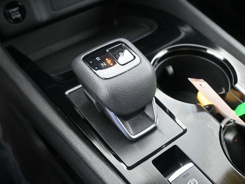 Used 2024 Nissan Rogue SV image 24