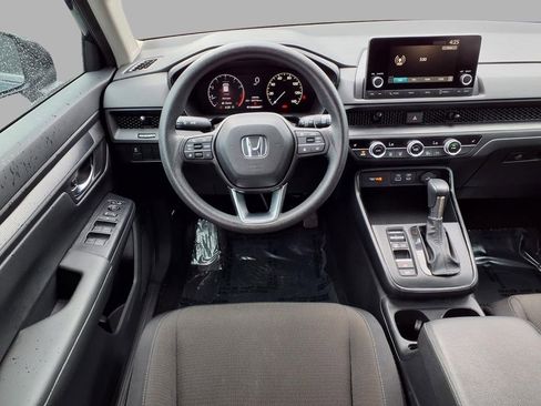 Used 2024 Honda CR-V EX image 4