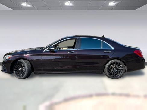 Used 2017 Mercedes-Benz S 550 Sedan image 2