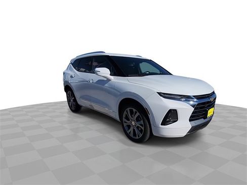 Used 2019 Chevrolet Blazer Premier w/ Sun and Wheels Package image 2