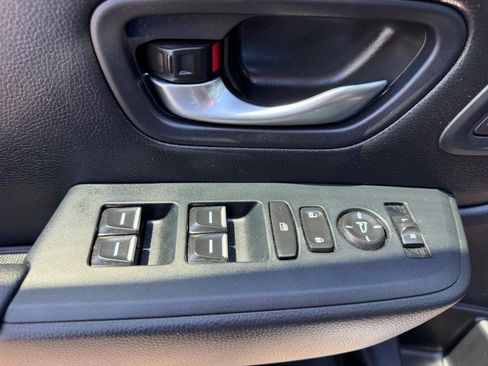 Used 2025 Honda Pilot Touring image 22