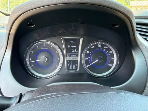 Used 2013 Hyundai Azera w/ Technology Pkg FWD image 9