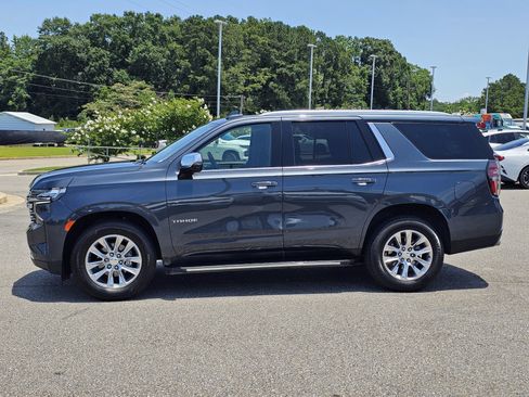 Used 2021 Chevrolet Tahoe Premier w/ Premium Package AWD/4WD image 14
