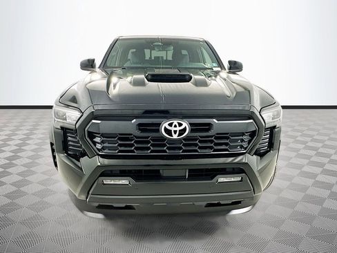 Certified 2024 Toyota Tacoma TRD Sport w/ TRD Sport Upgrade Package AWD/4WD image 2