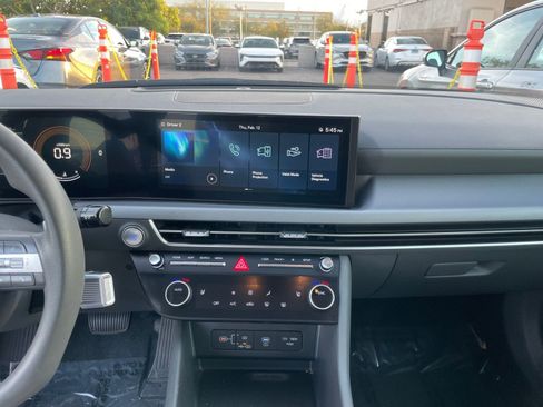 Used 2025 Hyundai Sonata SEL image 17