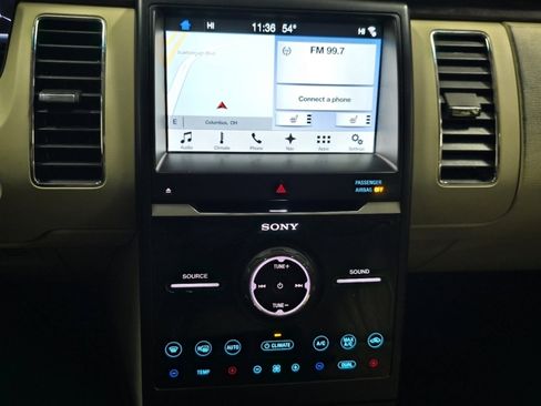 Used 2018 Ford Flex Limited image 24