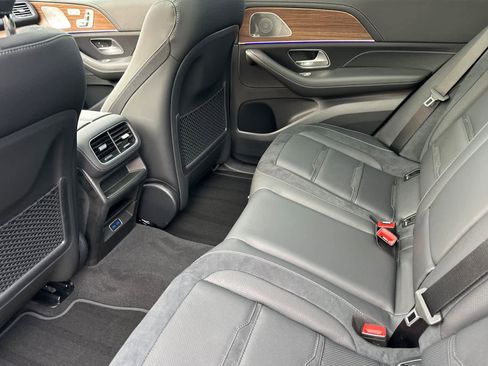 New 2026 Mercedes-Benz GLE 53 AMG 4MATIC image 11