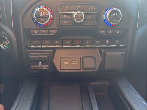 Used 2021 GMC Sierra 1500 Denali w/ Denali Ultimate Package image 20