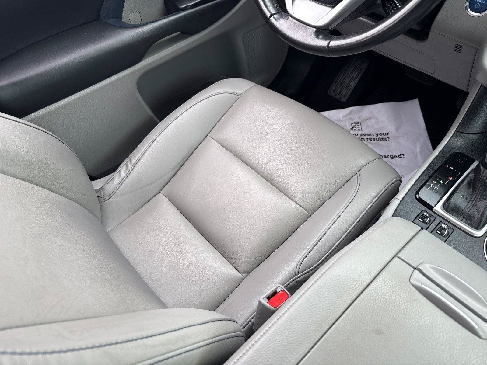 Used 2019 Toyota Highlander XLE AWD/4WD image 27