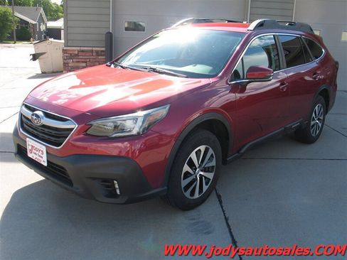 Used 2022 Subaru Outback Premium AWD/4WD image 28