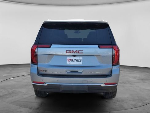 New 2026 GMC Yukon XL Elevation AWD/4WD image 10