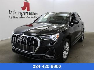 Certified 2025 Audi Q3 2.0T Premium w/ Convenience Package 360° Tour