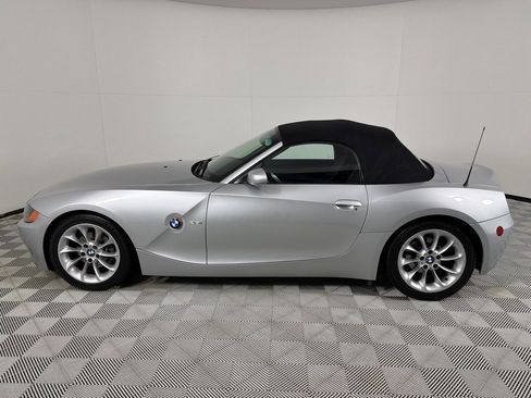 Used 2003 BMW Z4 2.5i image 17