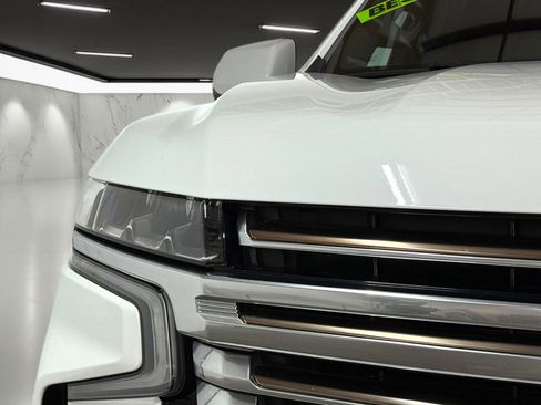 Used 2024 Chevrolet Tahoe High Country image 10