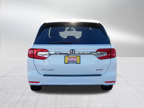 Used 2018 Honda Odyssey Touring image 6