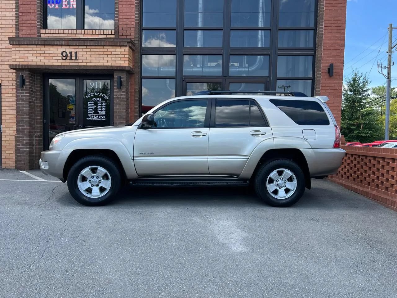 Used 2003 Toyota 4Runner Sport AWD/4WD image 4