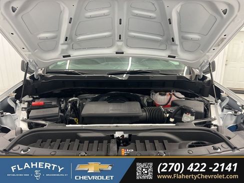 Used 2025 Chevrolet Silverado 1500 W/T image 12