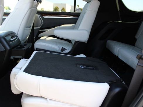 Used 2025 Cadillac Escalade Sport Platinum AWD/4WD image 54