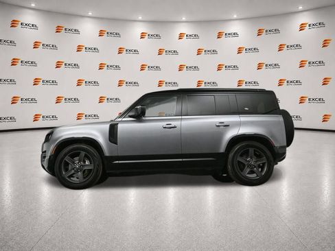 Used 2023 Land Rover Defender 110 X-Dynamic SE AWD/4WD image 43
