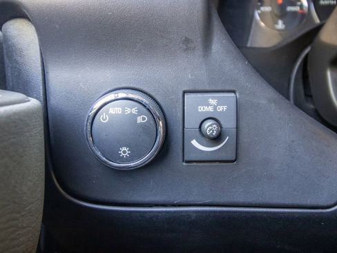 Used 2019 Chevrolet Express 3500 Extended w/ Driver Convenience Package RWD image 31