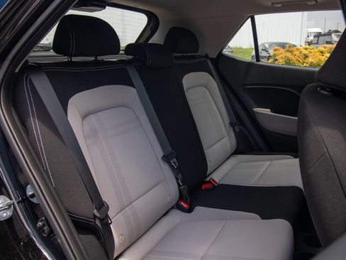 Used 2026 Hyundai Venue SEL FWD image 16