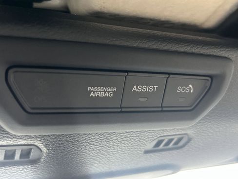 Used 2021 Jeep Gladiator Overland image 32