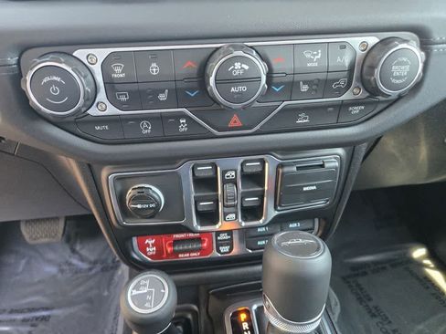 New 2026 Jeep Gladiator Rubicon AWD/4WD image 14