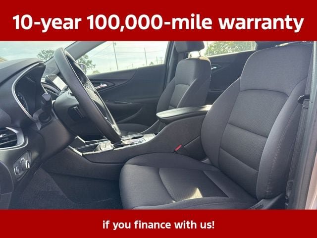 Used 2025 Chevrolet Malibu LT FWD image 28