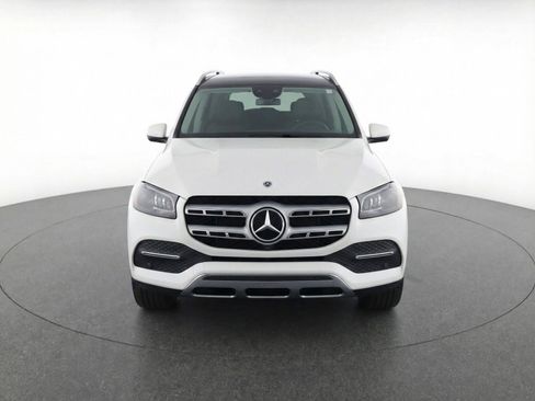 Used 2025 Mercedes-Benz GLB 250 image 2