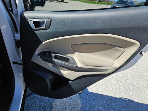 Used 2018 Ford EcoSport SE w/ SE Convenience Package image 29