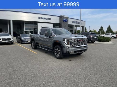 Used 2024 GMC Sierra 2500 Denali AWD/4WD image 2
