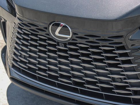 Used 2025 Lexus RX 350h w/ Convenience Package AWD/4WD image 6