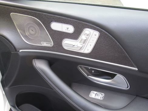 Certified 2022 Mercedes-Benz GLE 350 4MATIC w/ Premium Package image 21