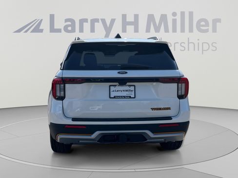 Used 2026 Ford Explorer Tremor w/ Tremor Ultimate Package AWD/4WD image 4