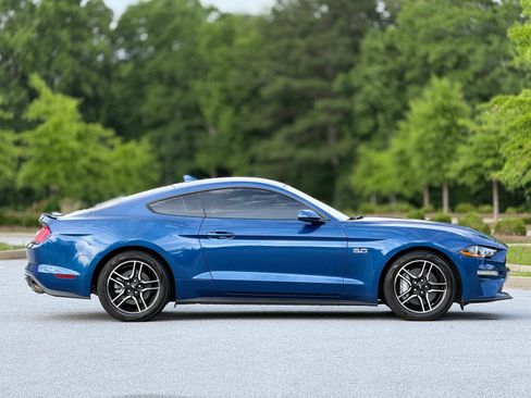 Used 2022 Ford Mustang GT RWD image 12