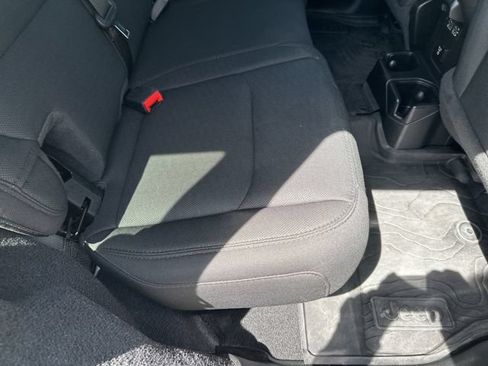 Used 2020 Jeep Wrangler Unlimited Sahara AWD/4WD image 18