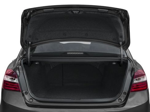 Used 2016 Honda Accord Sport image 14