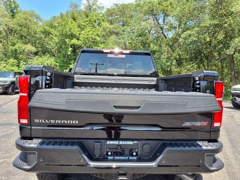 New 2025 Chevrolet Silverado 2500 ZR2 w/ Technology Package image 28