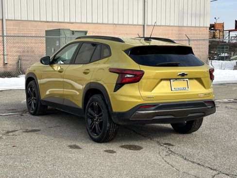 Certified 2024 Chevrolet Trax ACTIV w/ Sunroof Package image 3