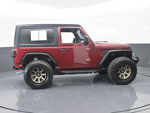 Used 2022 Jeep Wrangler Sport AWD/4WD image 7