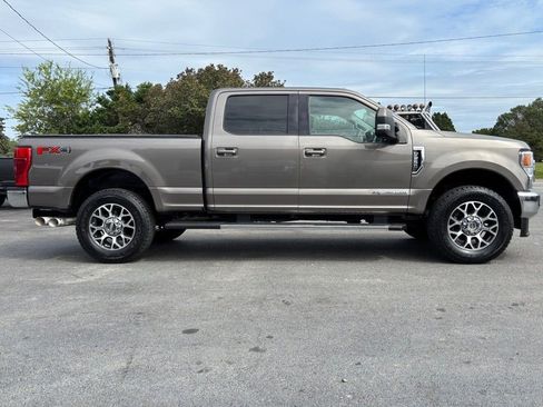 Used 2020 Ford F250 Lariat w/ Lariat Value Package image 4