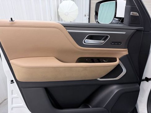New 2026 INFINITI QX80 Luxe w/ Cargo Package RWD image 12