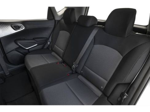 Used 2025 Kia Soul LX FWD image 15