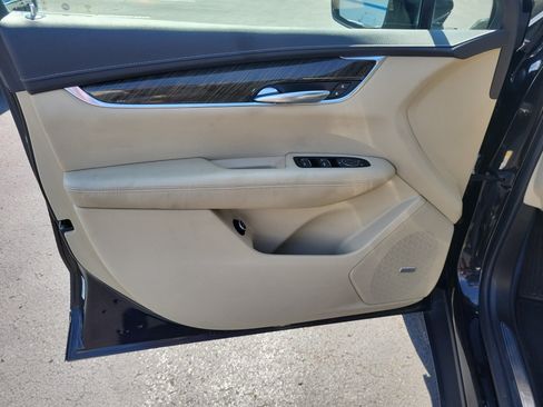Used 2019 Cadillac XT5 Premium Luxury FWD image 20