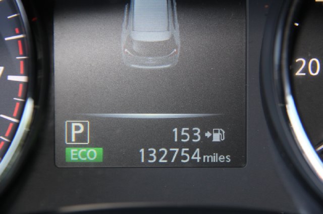 Used 2017 Nissan Rogue SV AWD/4WD image 24