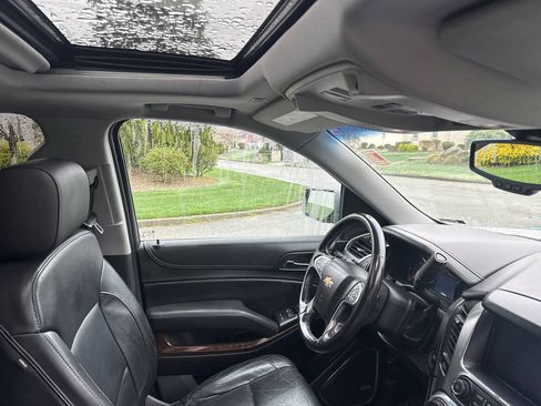 Used 2019 Chevrolet Tahoe LT AWD/4WD image 15