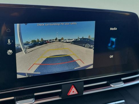 New 2026 Hyundai Elantra Limited image 29