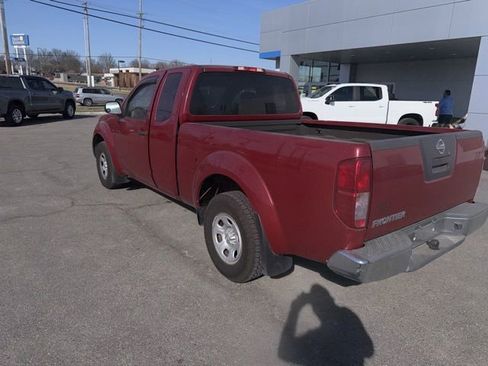 Used 2011 Nissan Frontier S w/ S Preferred Pkg image 18