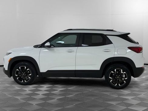 Certified 2023 Chevrolet TrailBlazer LT FWD image 2